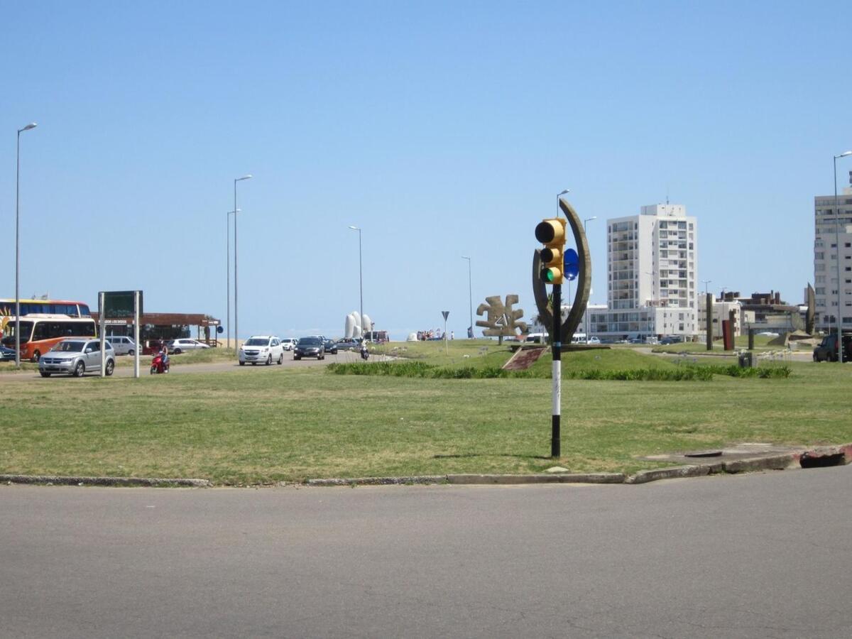 100 Meters Away From Playa Brava * Punta del Este