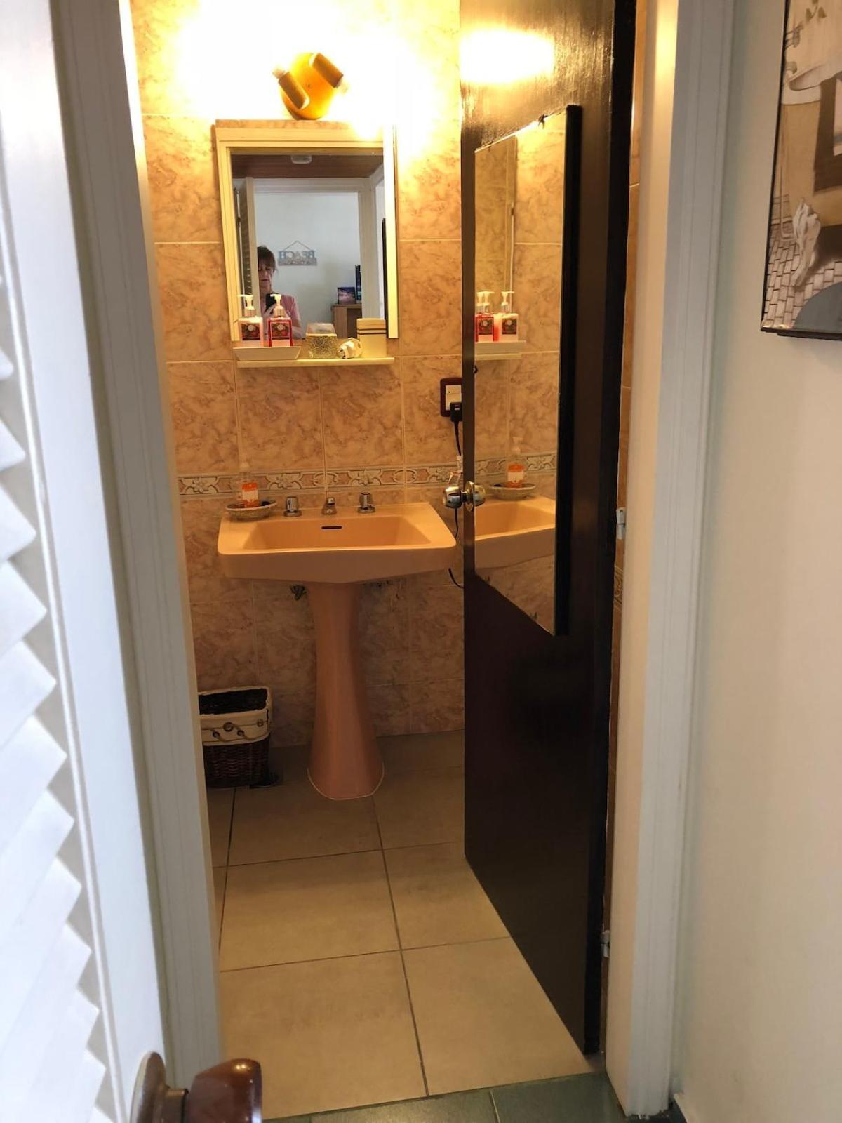 Apartment 100 Meters Away From Playa Brava